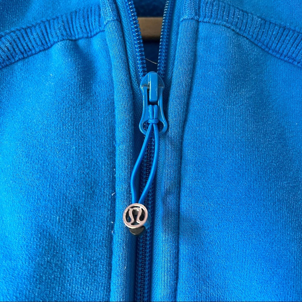 Lululemon Scuba Hoodie II, women’s size 6, BLUE - Picture 6 of 10